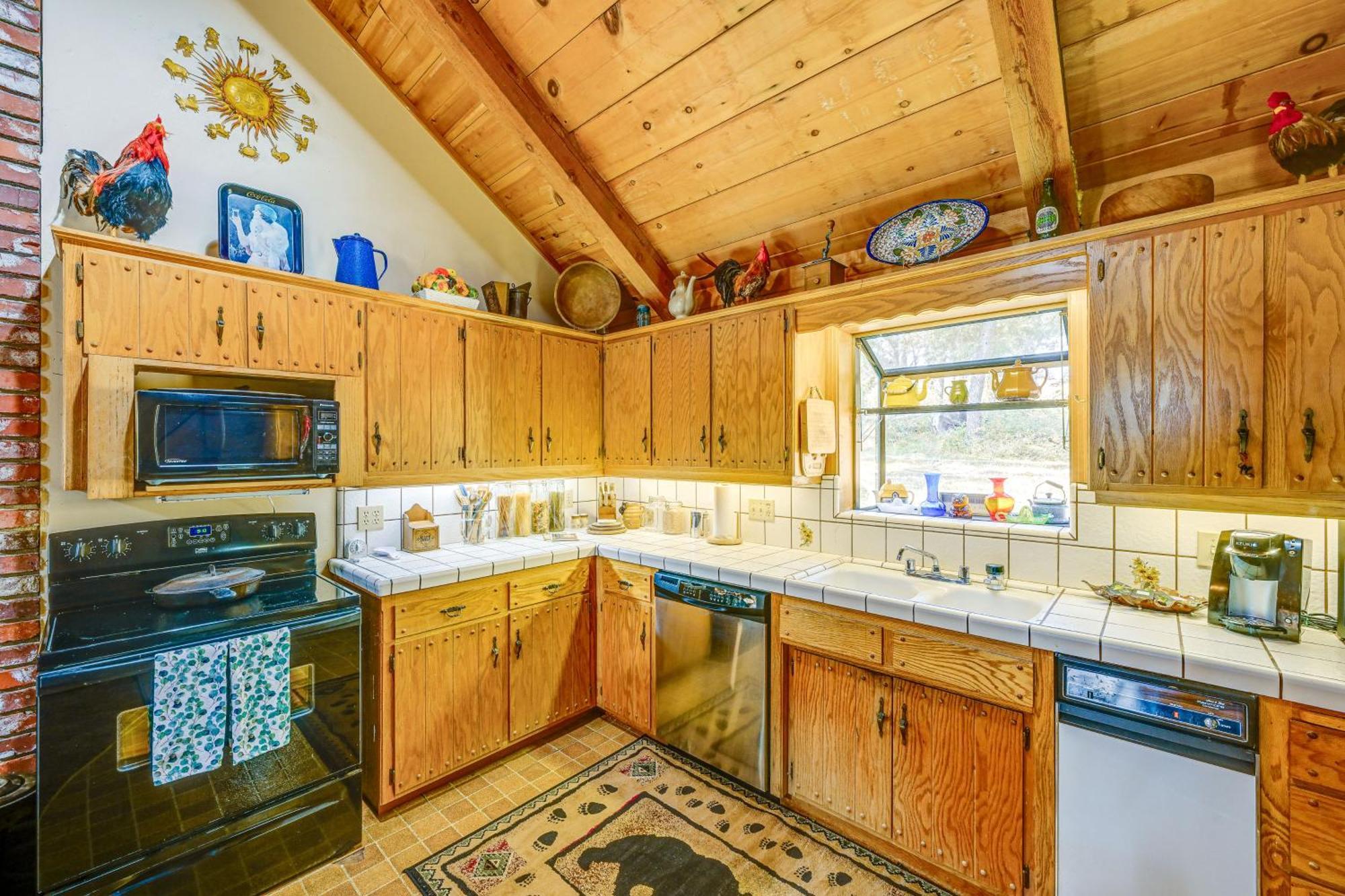 Cozy Family-Friendly Badger Retreat With Fireplace! ภายนอก รูปภาพ